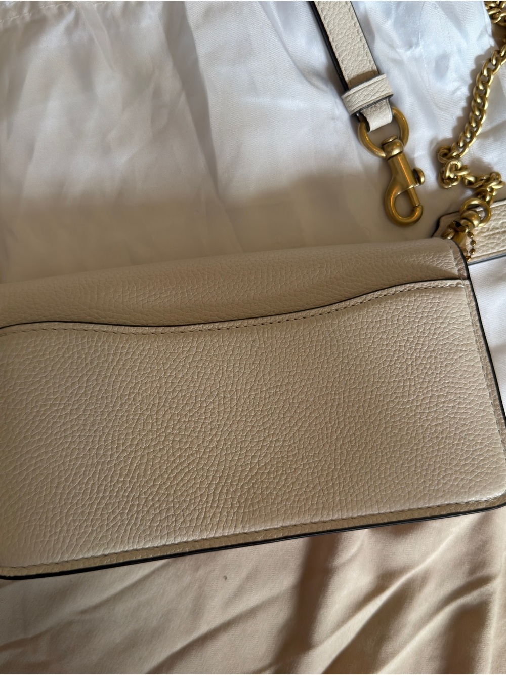 COACH Tabby Crossbody wristlet - Picture 3 of 6